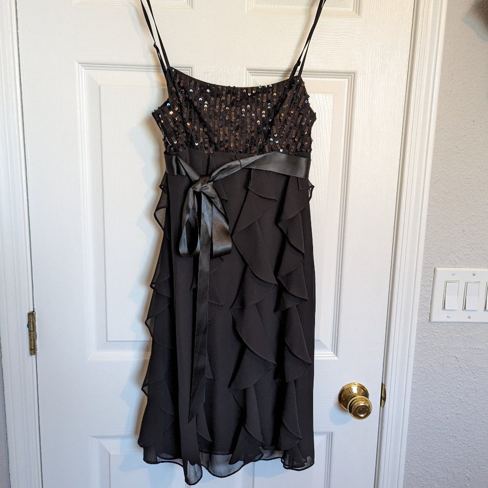 Vintage LBD! Ruffles | EMPIRE WAIST A-LINE | 6 / M | Coldwater Creek | NWOT - Picture 1 of 6